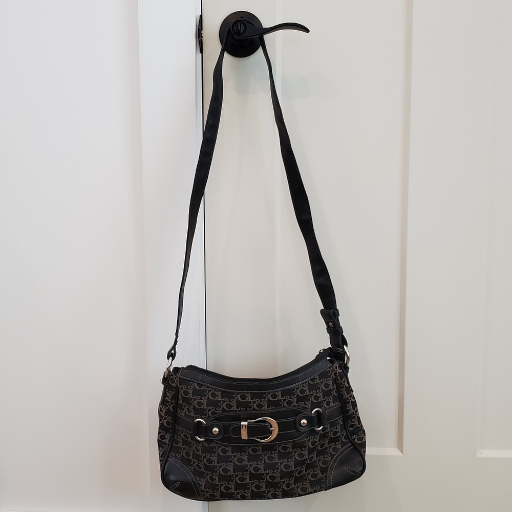 Carryland Crossbody Bag